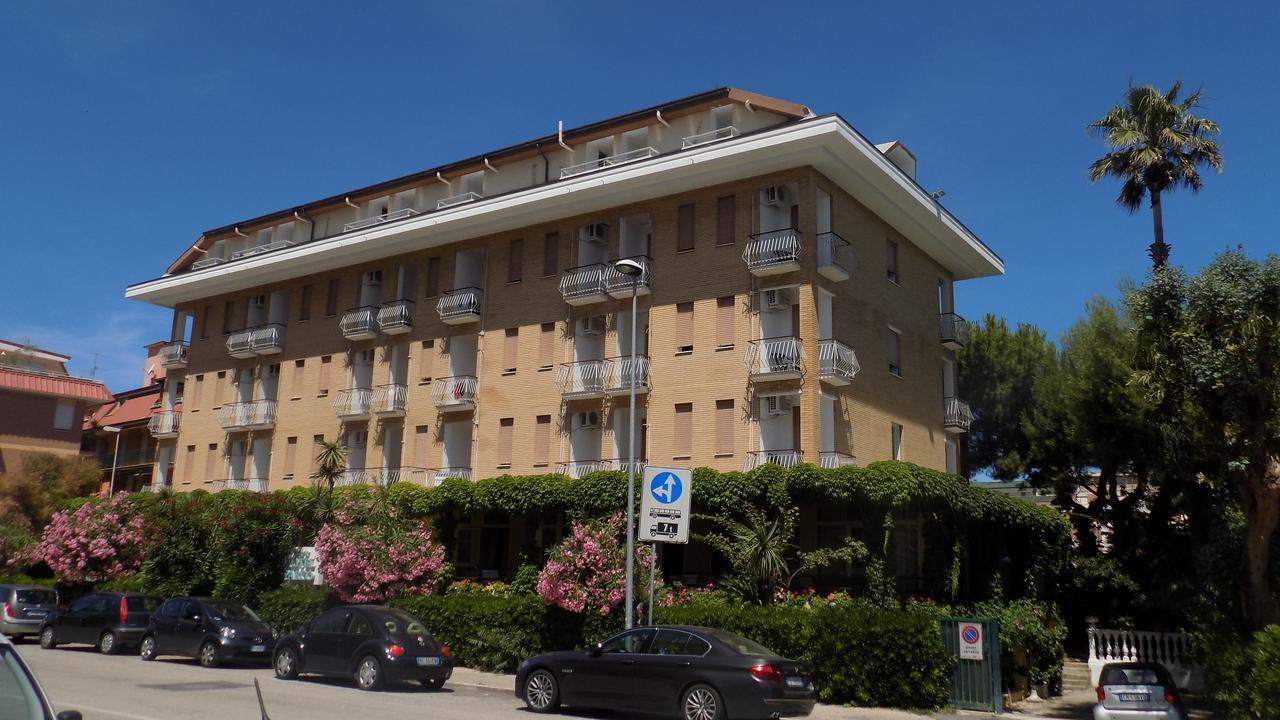 Hotel Parco San Benedetto del Tronto Exterior photo